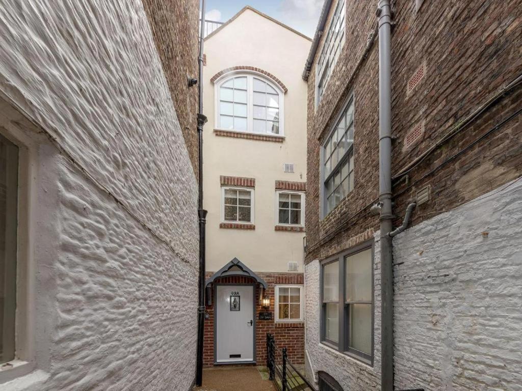 89A Church Street - Luxury One Bed Apartment With Roof Terrace Whitby Exterior photo