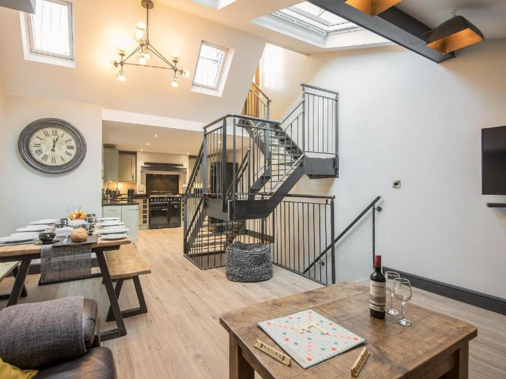 89A Church Street - Luxury One Bed Apartment With Roof Terrace Whitby Exterior photo